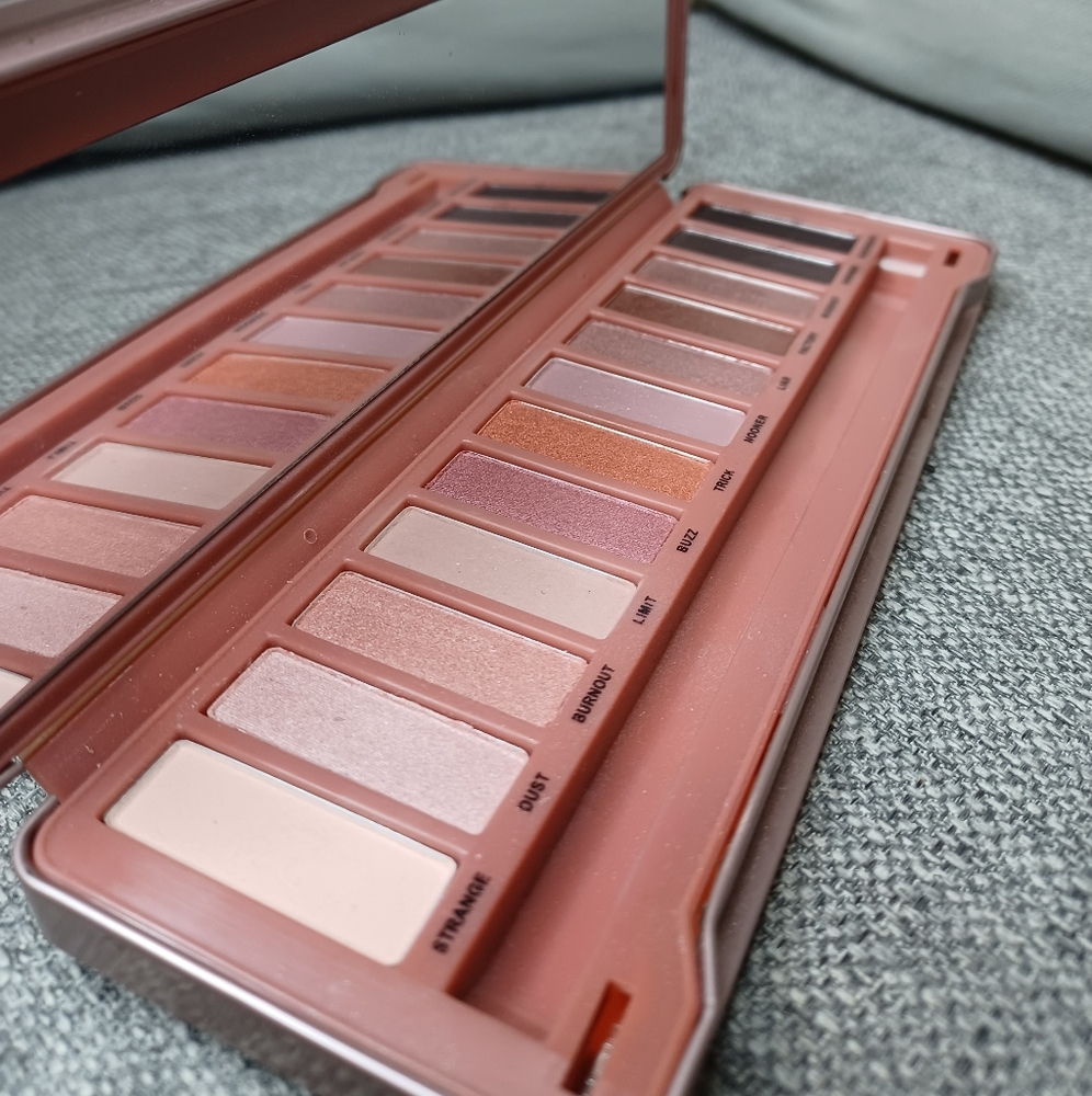 Urban Decay Naked 3
